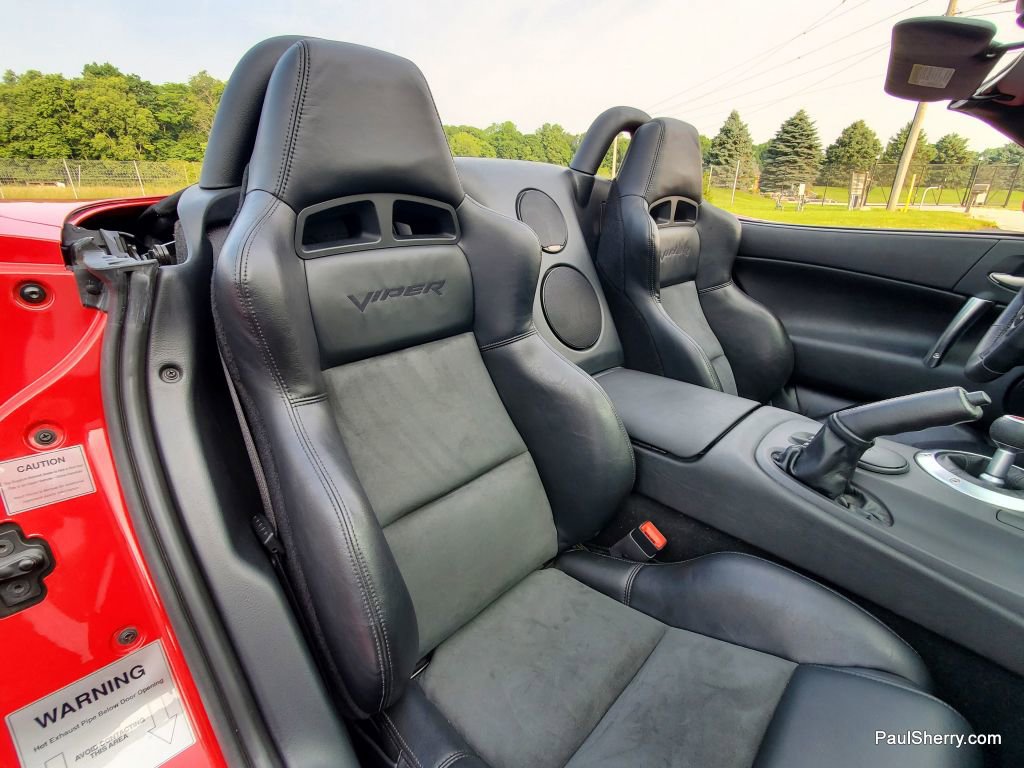 Used 2003 Dodge Viper SRT-10 image 7