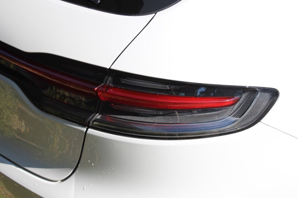 Used 2021 Porsche Macan image 10