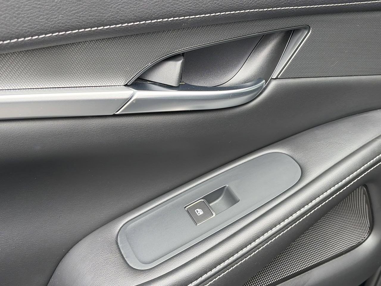 Used 2023 INFINITI QX60 Luxe w/ Cargo Package FWD image 22