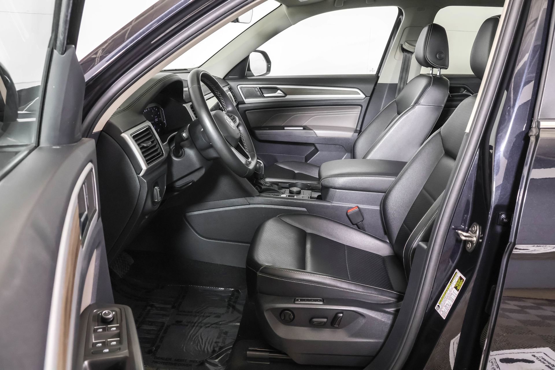 Used 2022 Volkswagen Atlas SEL AWD/4WD image 7