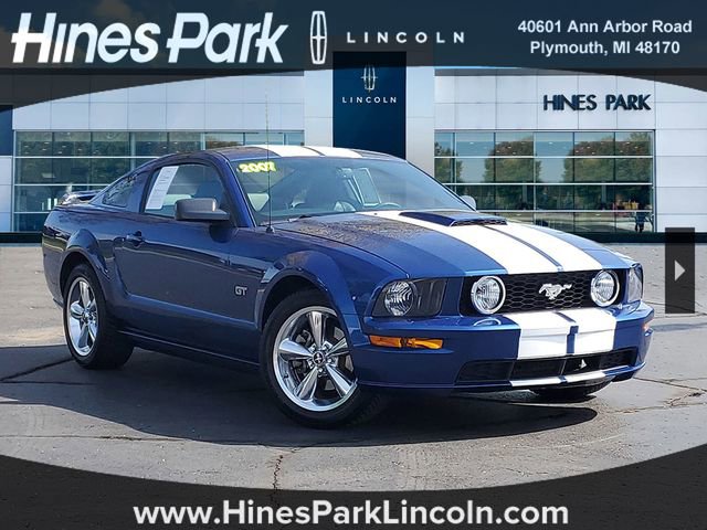 Used 2007 Ford Mustang GT RWD image 1