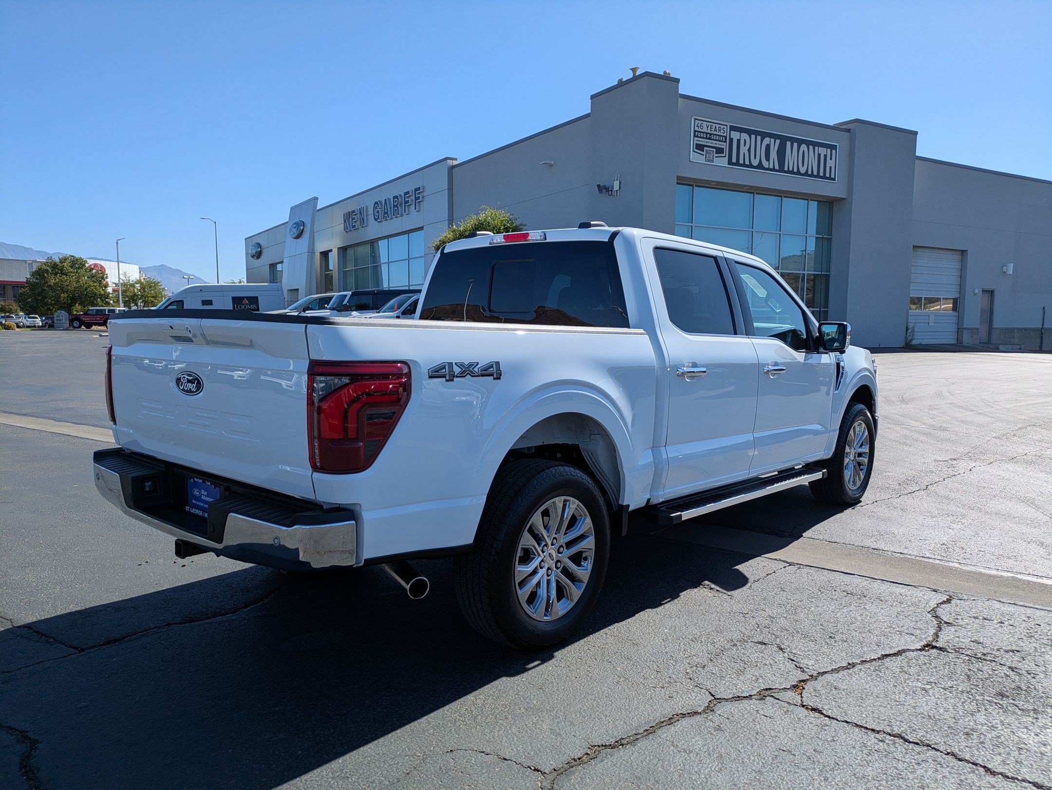 Used 2025 Ford F150 Lariat w/ Equipment Group 501A Mid AWD/4WD image 4