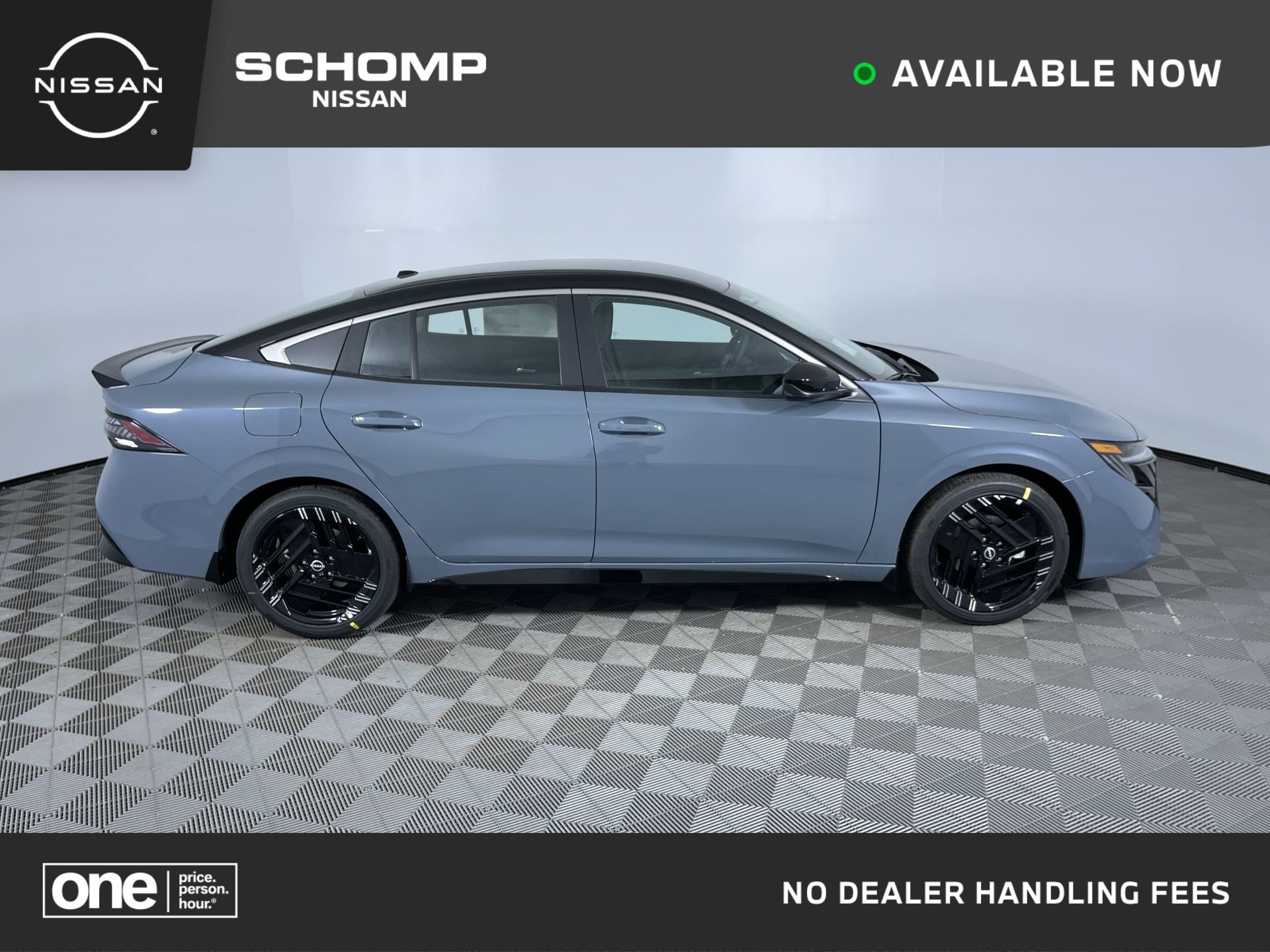 New 2026 Nissan Sentra SR w/ Floor Mat Package