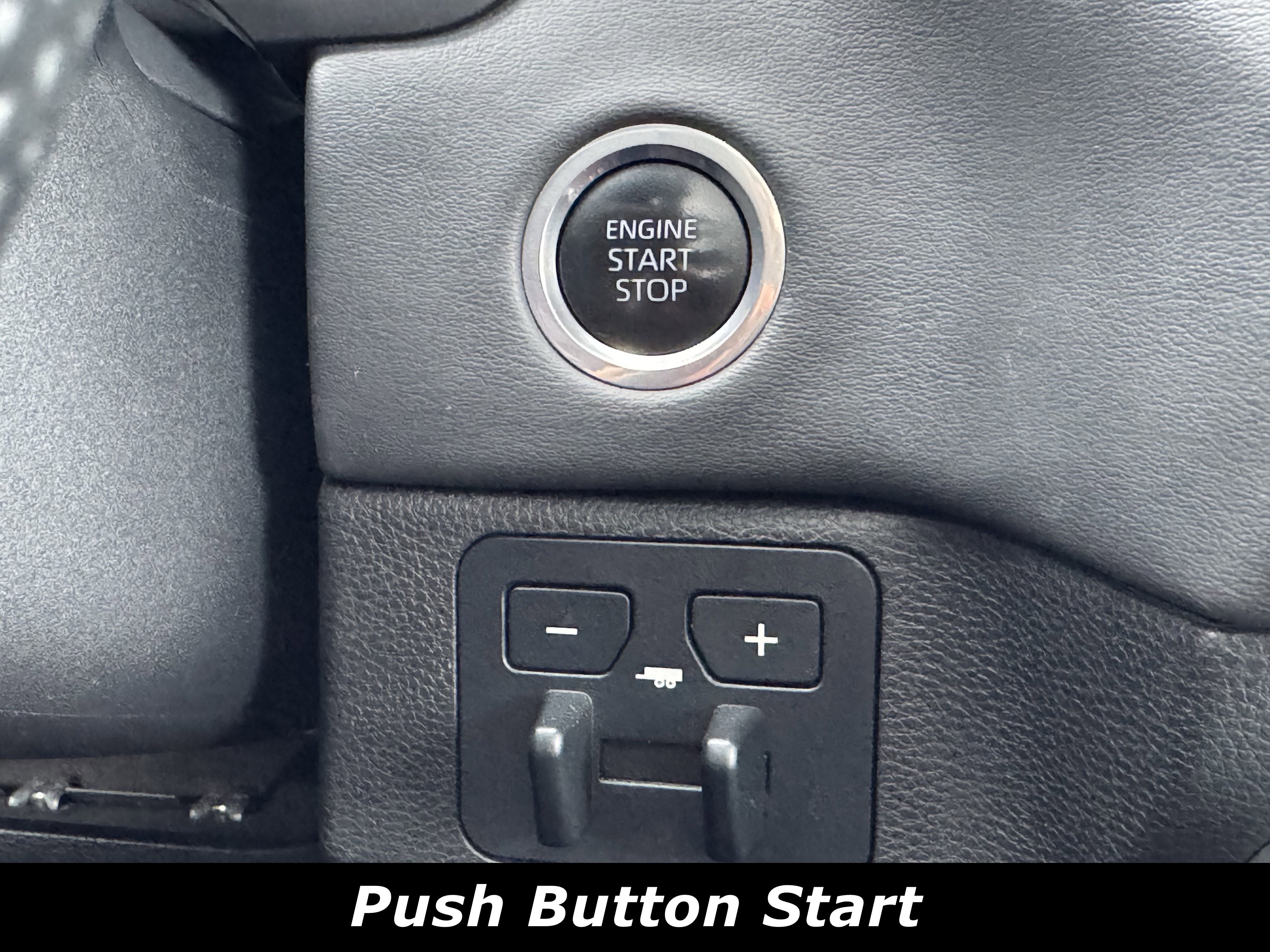 Used 2023 Toyota Tundra Platinum image 10