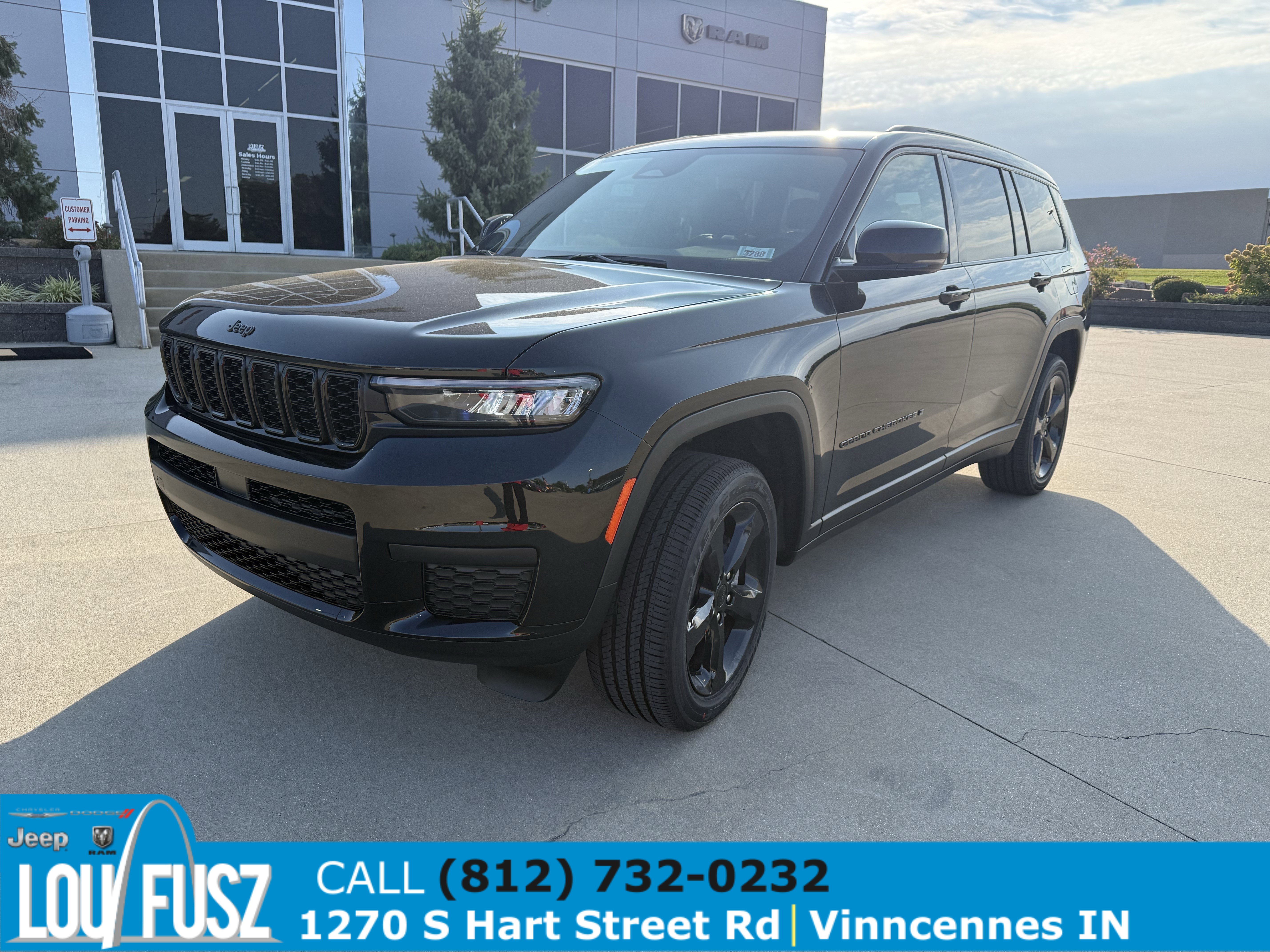 New 2025 Jeep Grand Cherokee L Altitude image 8