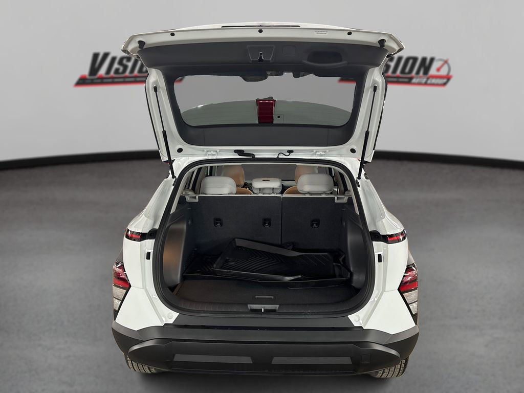 Certified 2025 Hyundai Kona SEL image 11