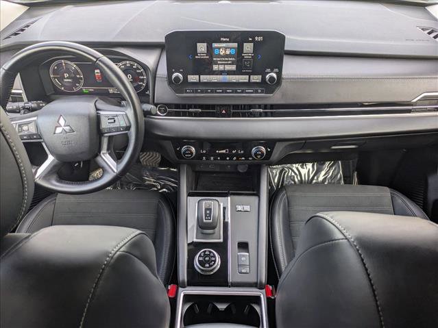 Used 2024 Mitsubishi Outlander 4WD Plug-In Hybrid image 18