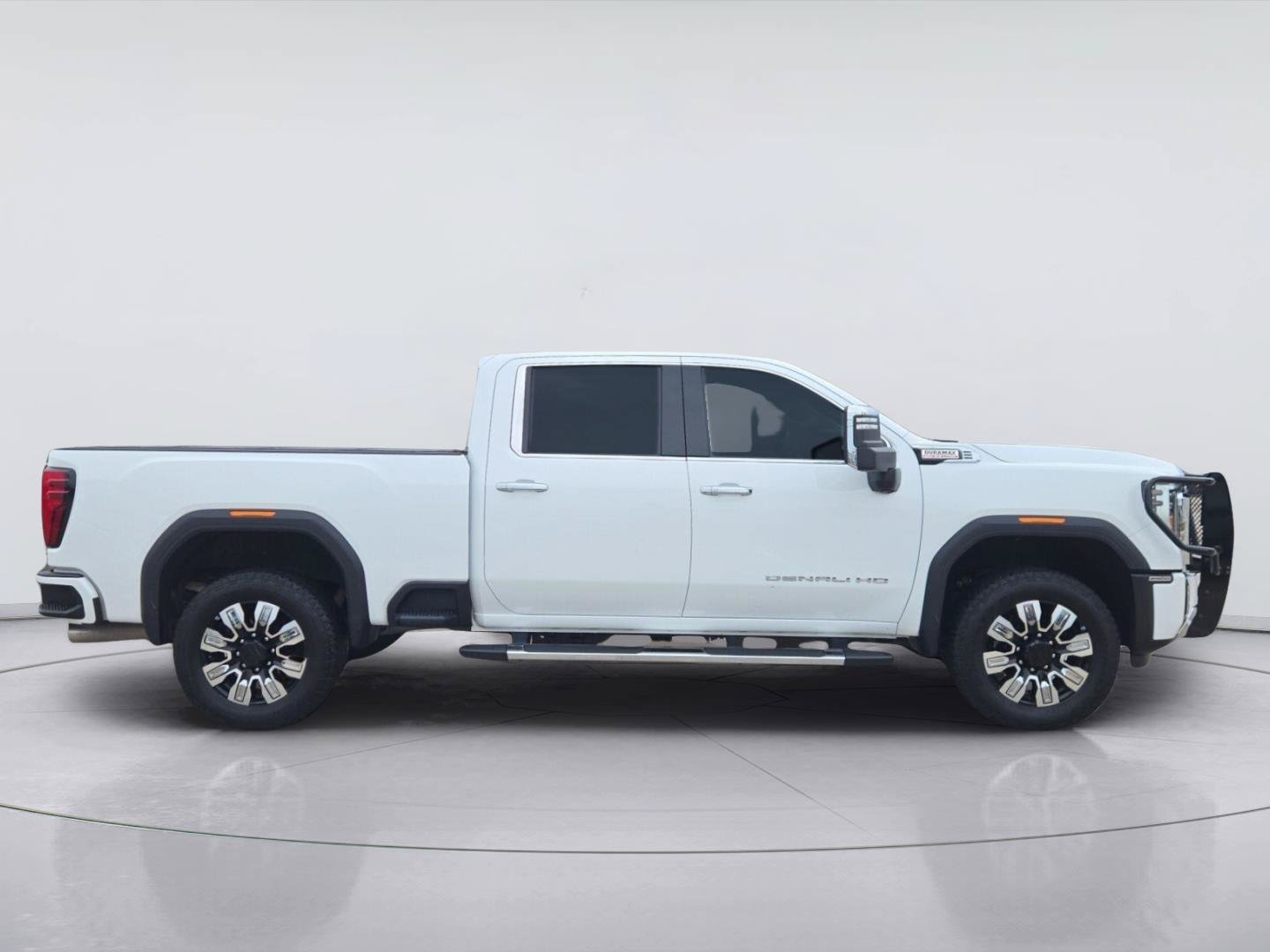 Used 2024 GMC Sierra 2500 Denali w/ Denali Reserve Package AWD/4WD image 6