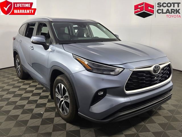 Used 2024 Toyota Highlander XLE