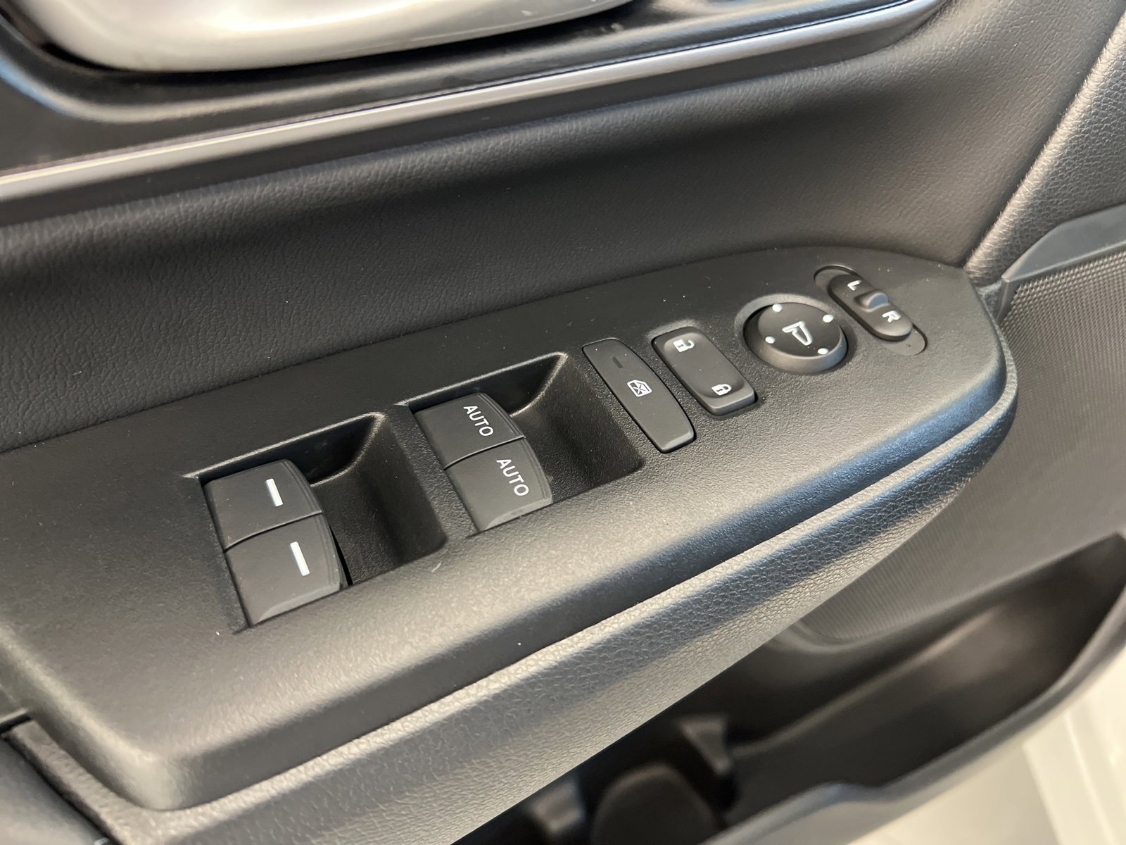 Used 2022 Honda CR-V EX-L image 24