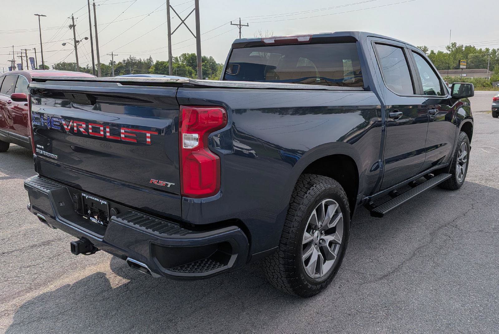 Used 2022 Chevrolet Silverado 1500 RST w/ Z71 Off-Road Package AWD/4WD image 7