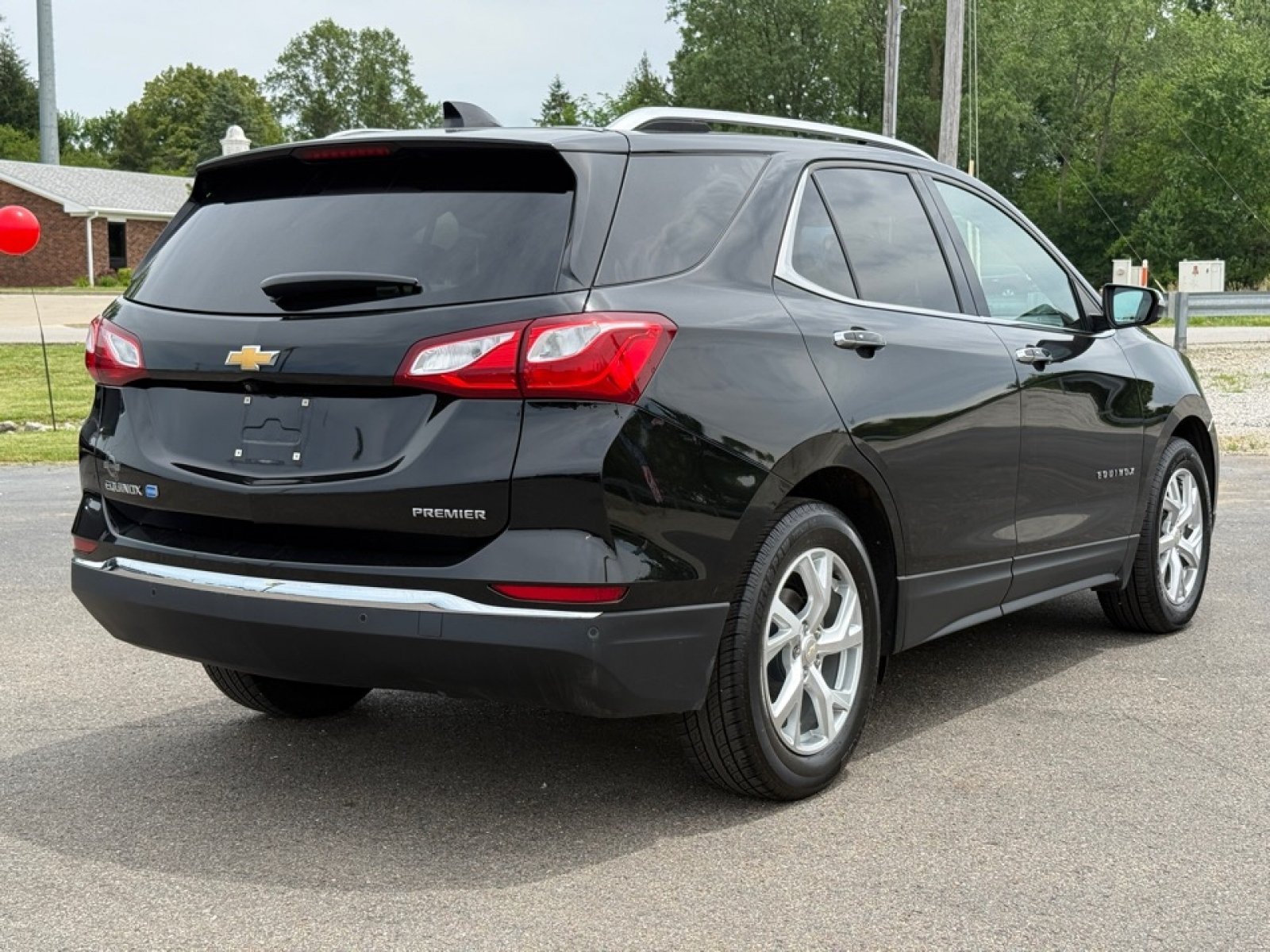 Used 2019 Chevrolet Equinox Premier FWD image 8