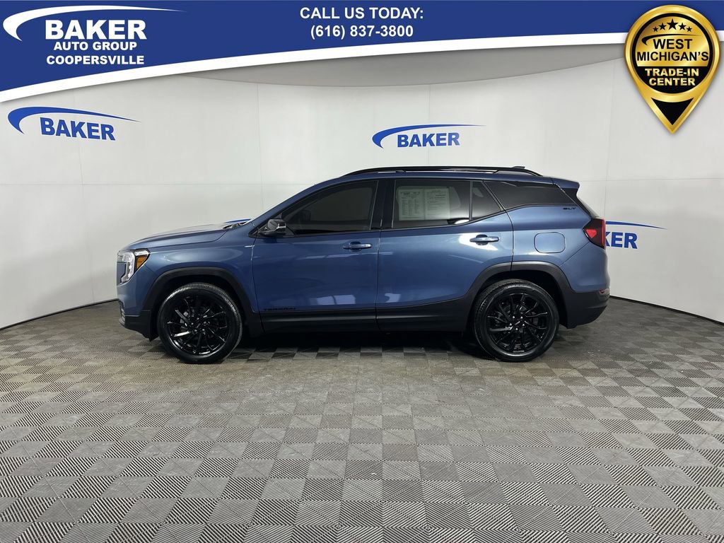 Used 2024 GMC Terrain SLT w/ Elevation Edition image 6