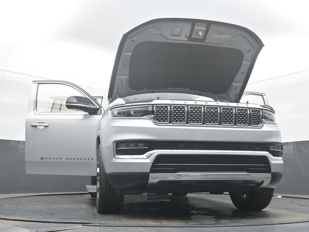 Used 2023 Jeep Grand Wagoneer Series III image 60