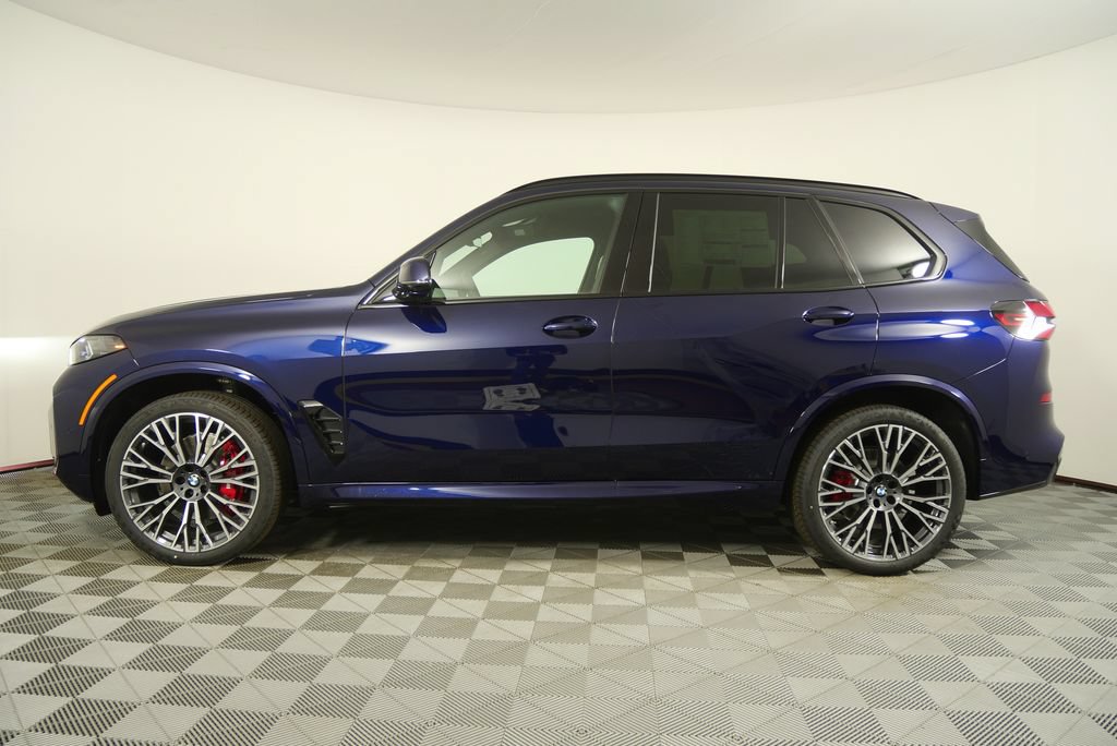 Used 2026 BMW X5 sDrive40i w/ Executive Package RWD image 3