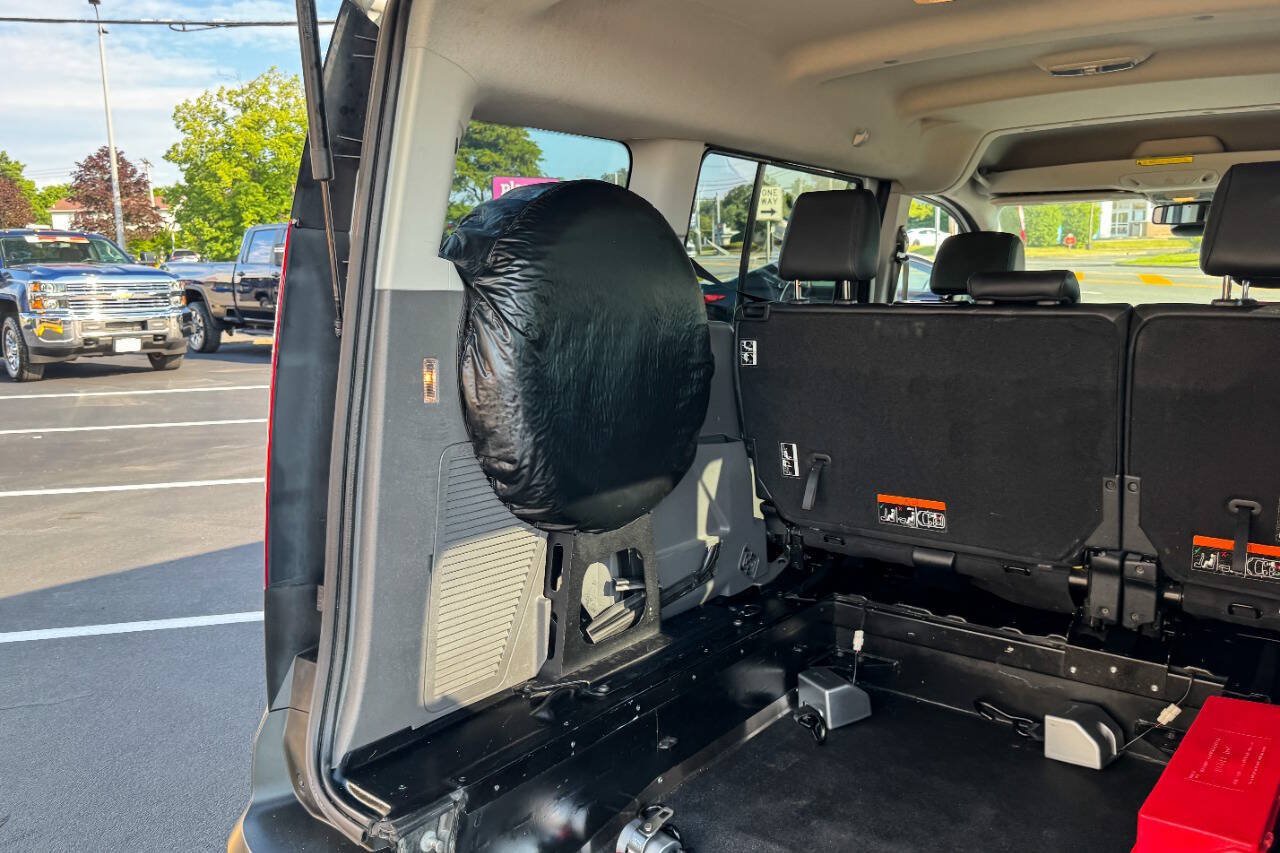 Used 2020 Ford Transit Connect XL FWD image 7