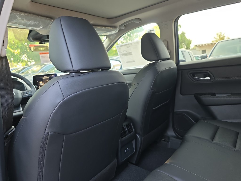 New 2026 Nissan Rogue Dark Armor FWD image 15