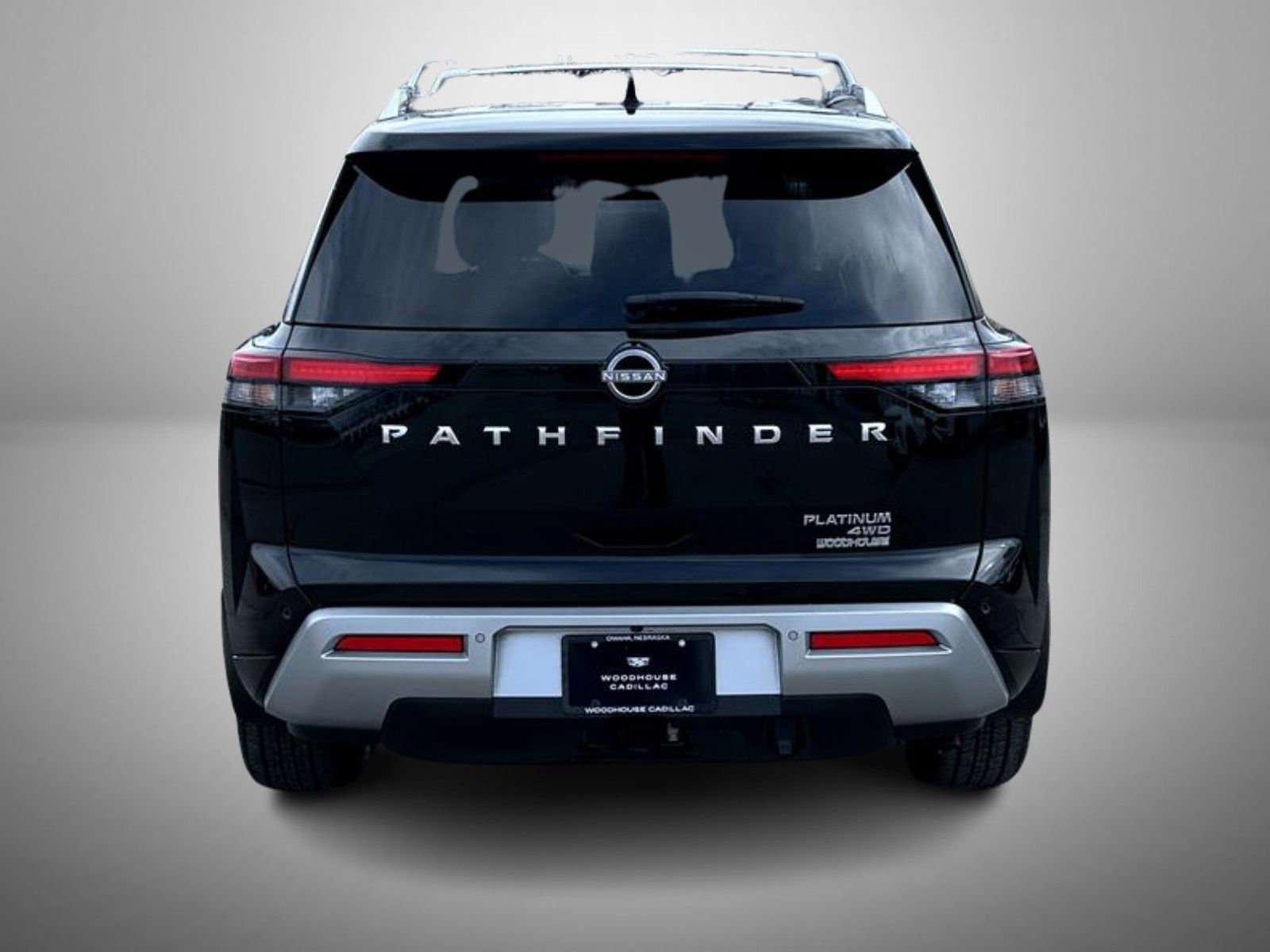 Used 2024 Nissan Pathfinder Platinum image 6