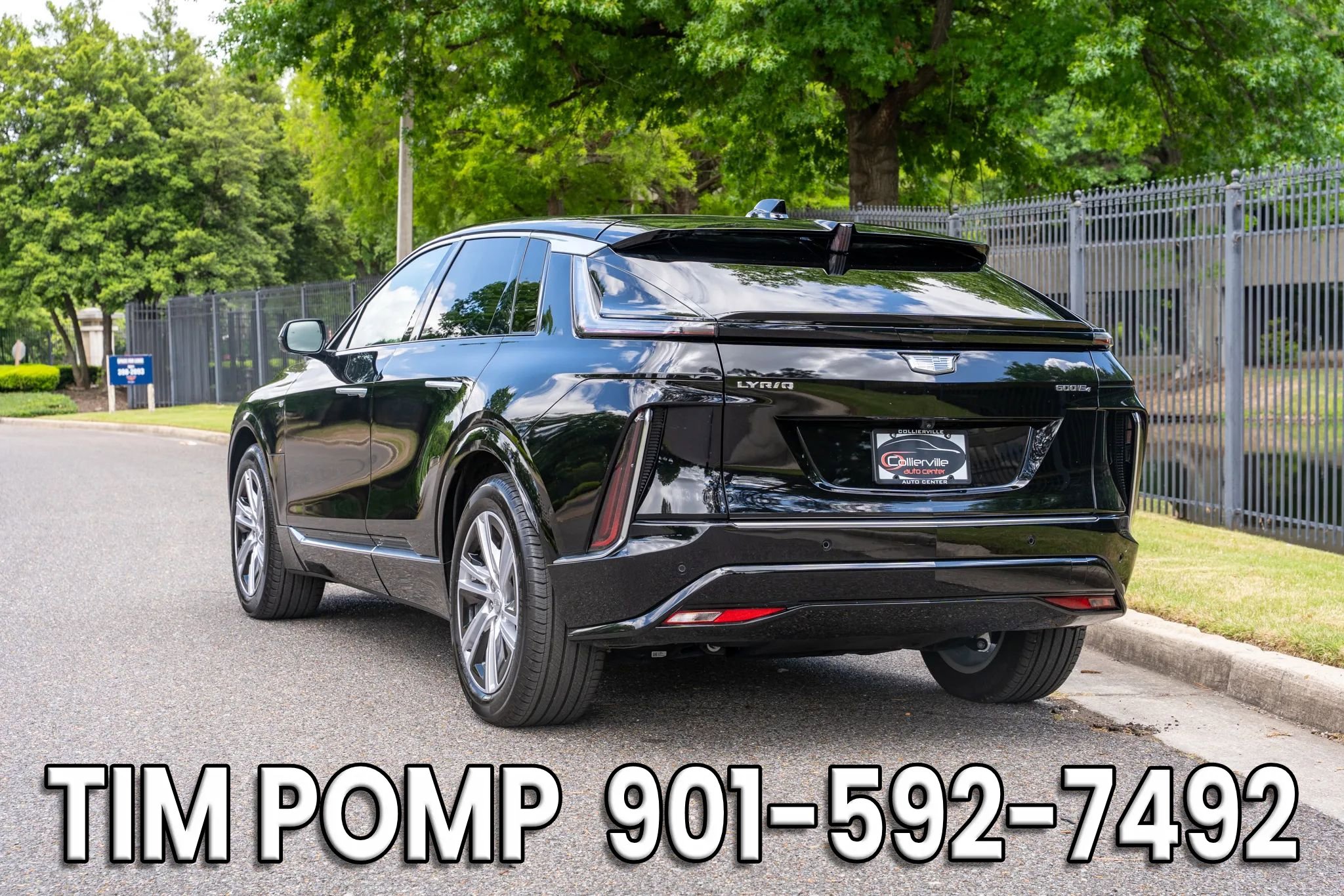 Used 2024 Cadillac Lyriq Tech w/ Driver Assist Package AWD/4WD image 7