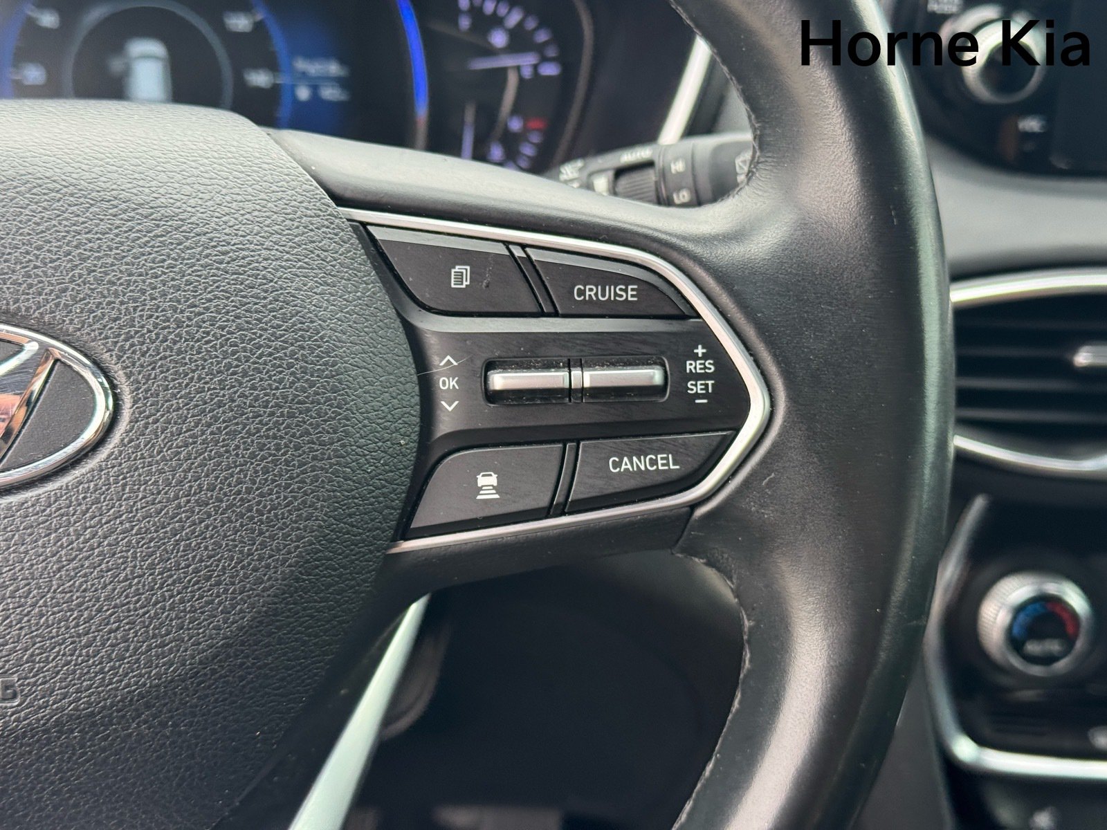 Used 2019 Hyundai Santa Fe FWD w/ Cargo Package image 19