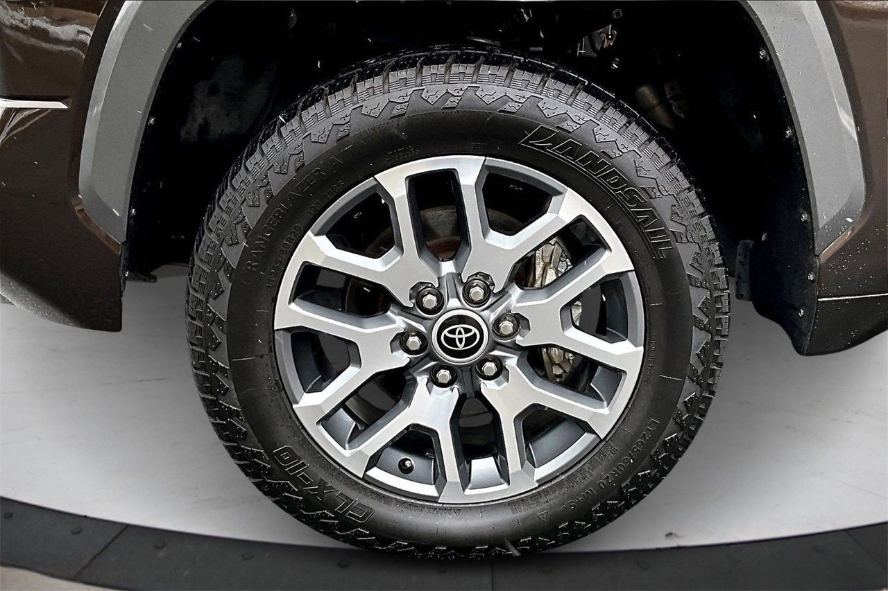 Used 2022 Toyota Tundra 1794 Edition image 33