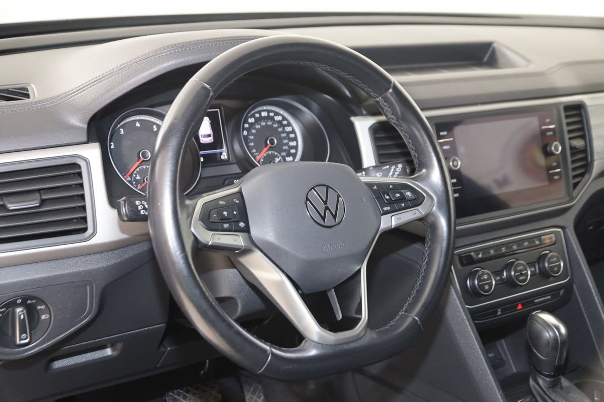 Used 2020 Volkswagen Atlas Cross Sport SE AWD/4WD image 6