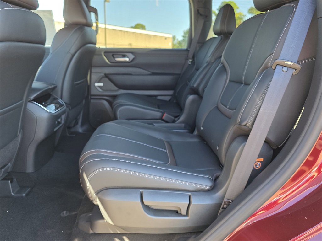 New 2026 Nissan Armada SL w/ Captain's Chari Seat Package image 14