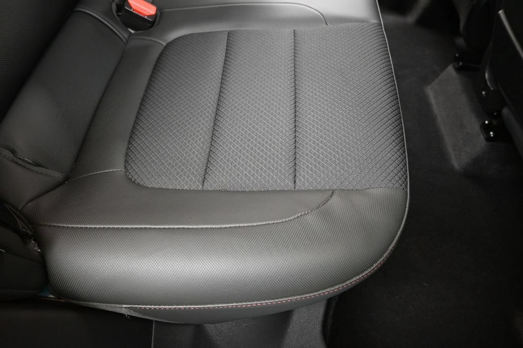 Used 2021 Chevrolet TrailBlazer RS FWD image 16