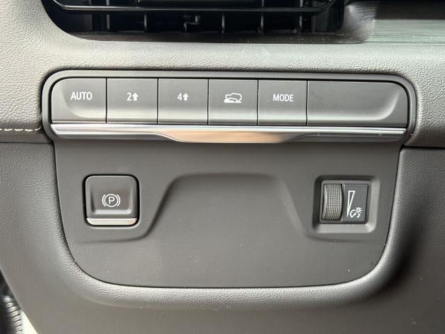 Certified 2023 Cadillac Escalade ESV Luxury w/ LPO, Illumination Package AWD/4WD image 35