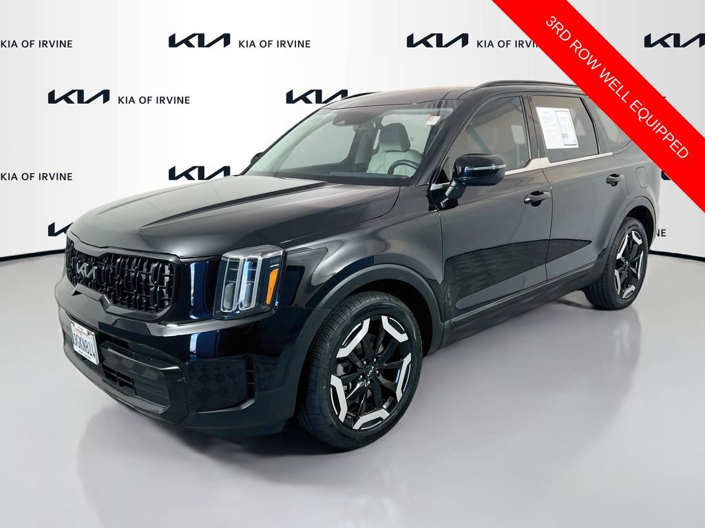 Certified 2023 Kia Telluride EX w/ EX Captain's Chair Package FWD image 4