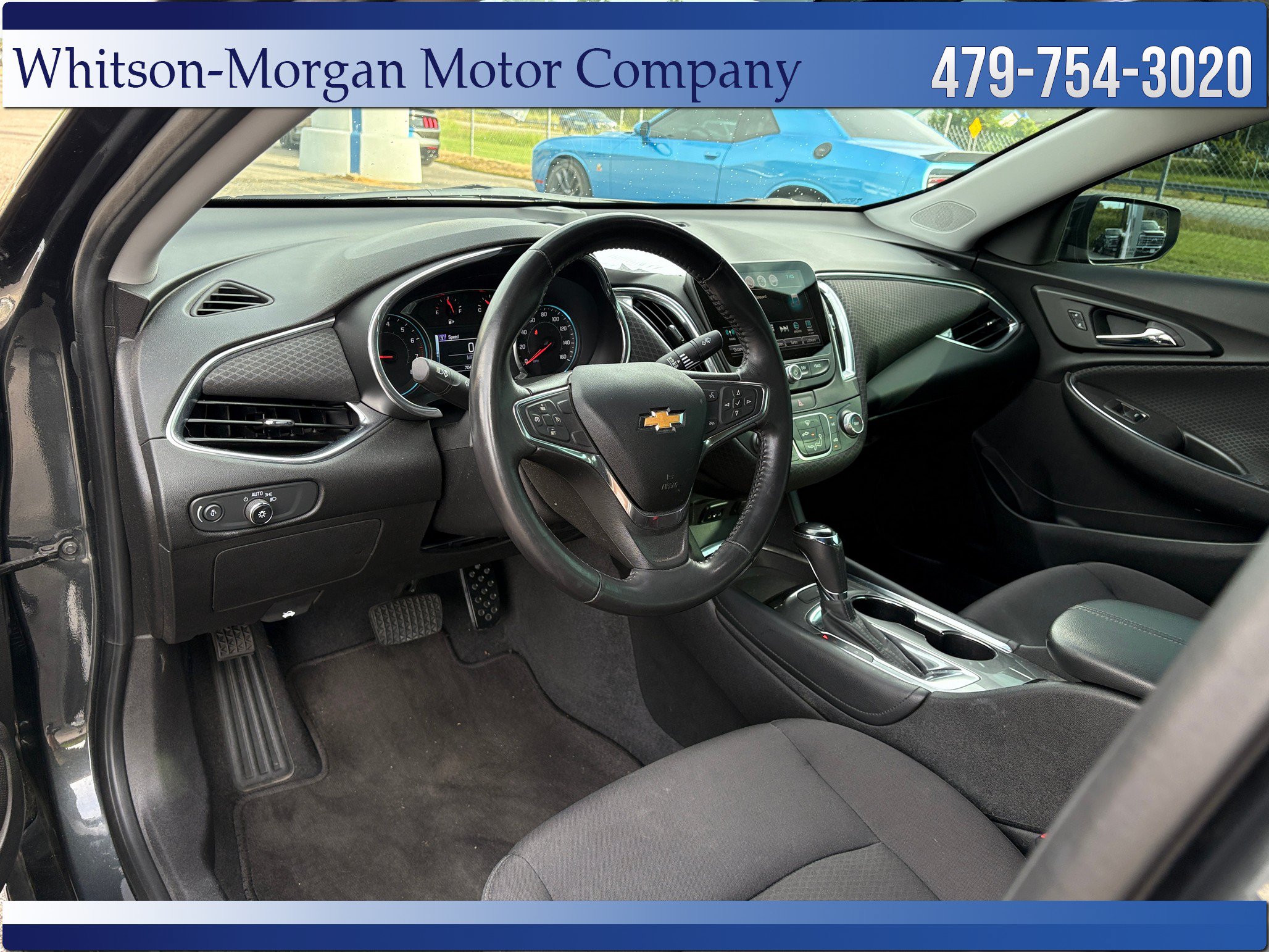 Used 2017 Chevrolet Malibu LT FWD image 10