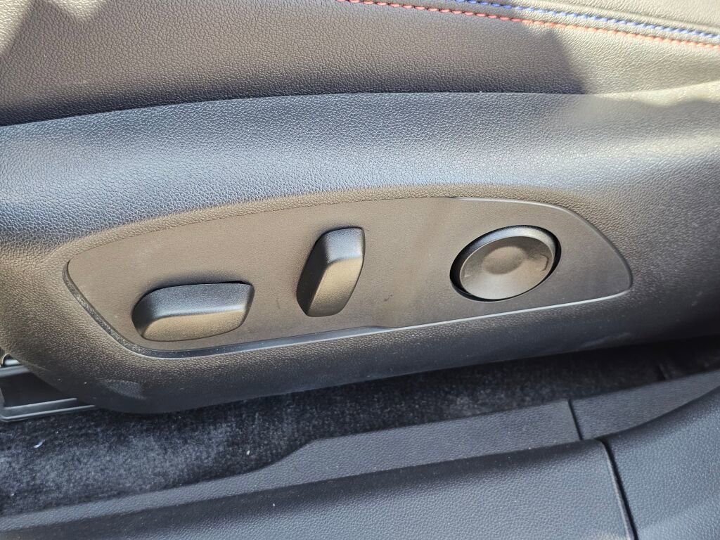 New 2025 Chevrolet Blazer EV RS FWD image 31