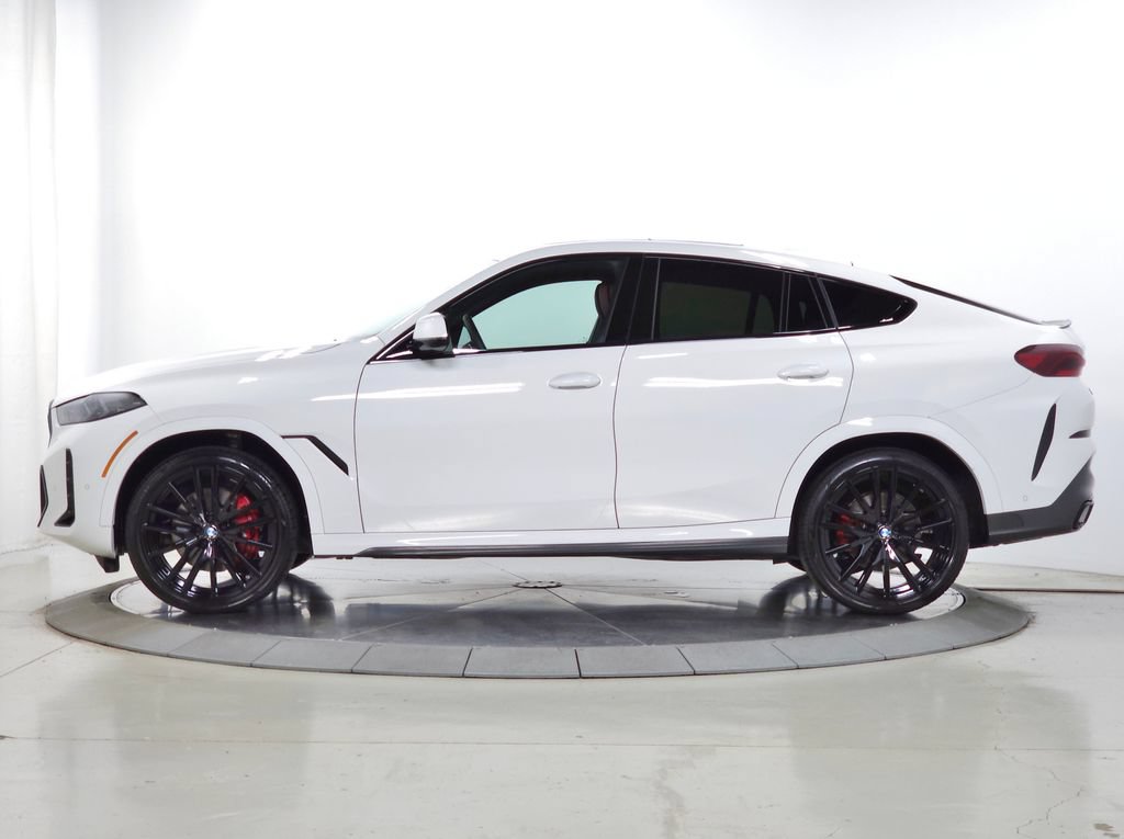 Used 2026 BMW X6 xDrive40i AWD/4WD image 2