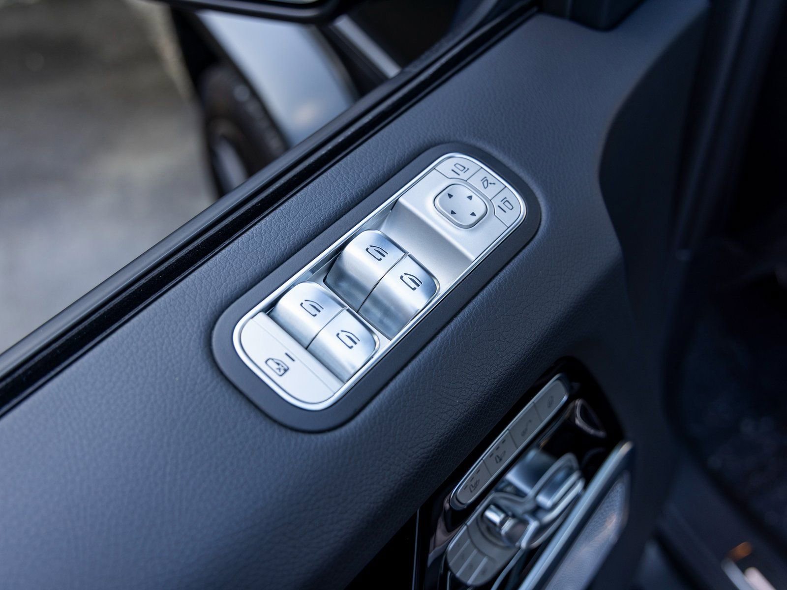 Used 2025 Mercedes-Benz G 63 AMG 4MATIC image 24