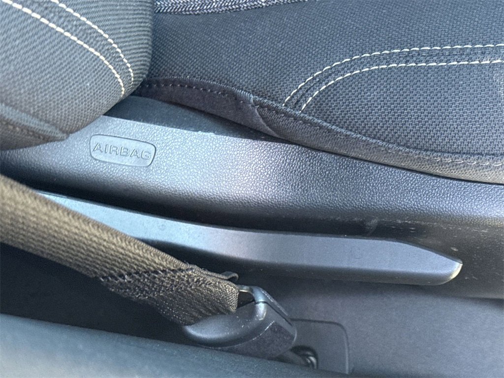 New 2025 GMC Acadia Elevation image 37