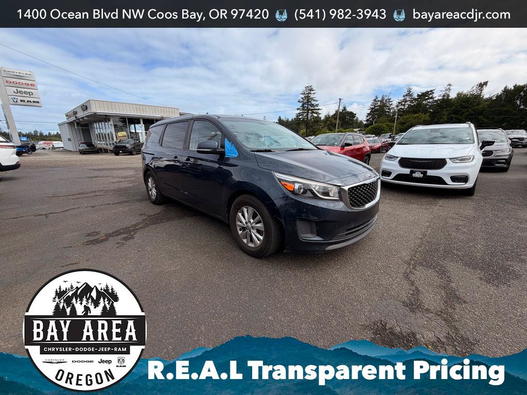 Used 2016 Kia Sedona LX w/ LX Convenience Package FWD image 3