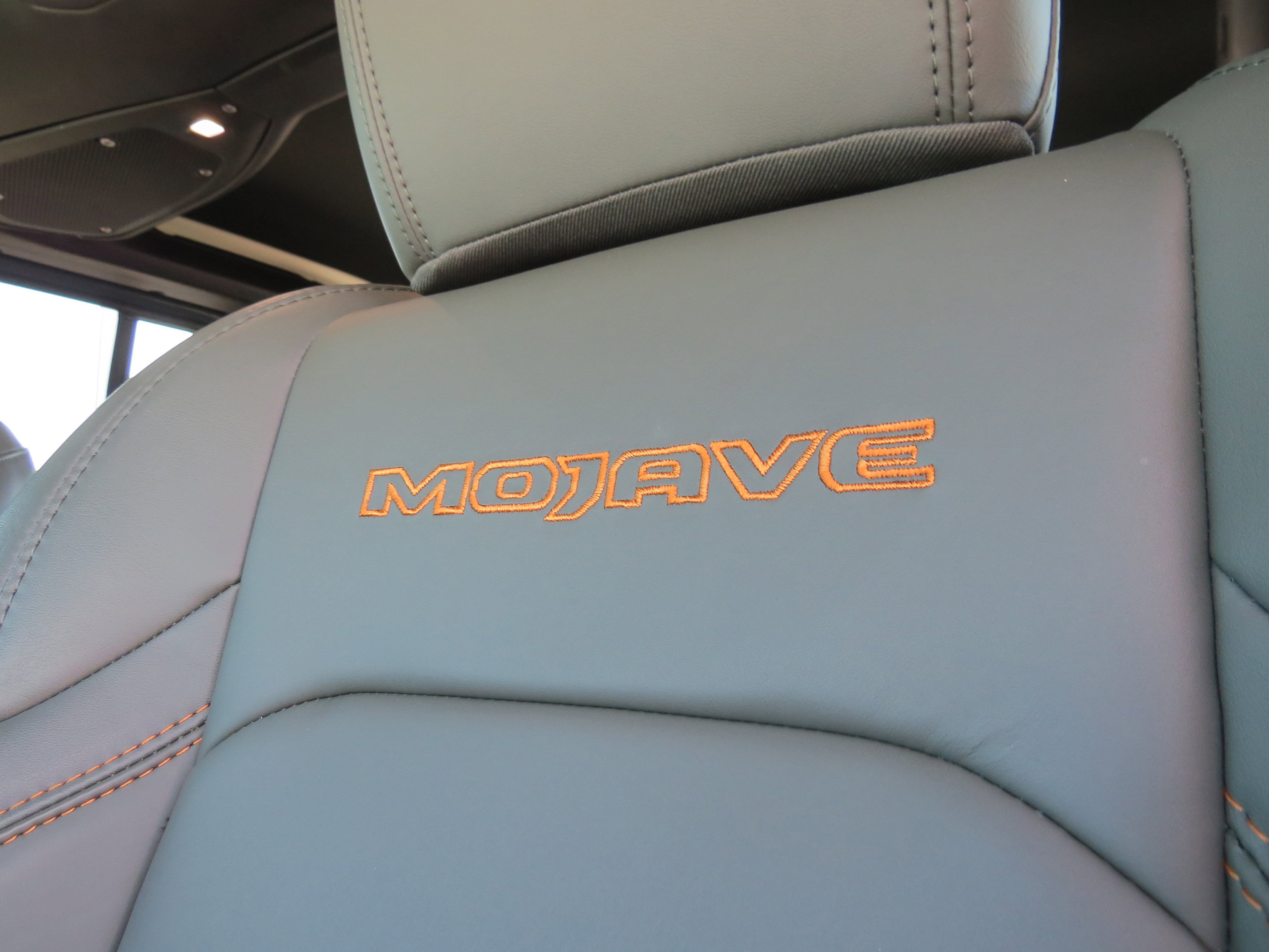 Certified 2024 Jeep Gladiator Mojave image 22