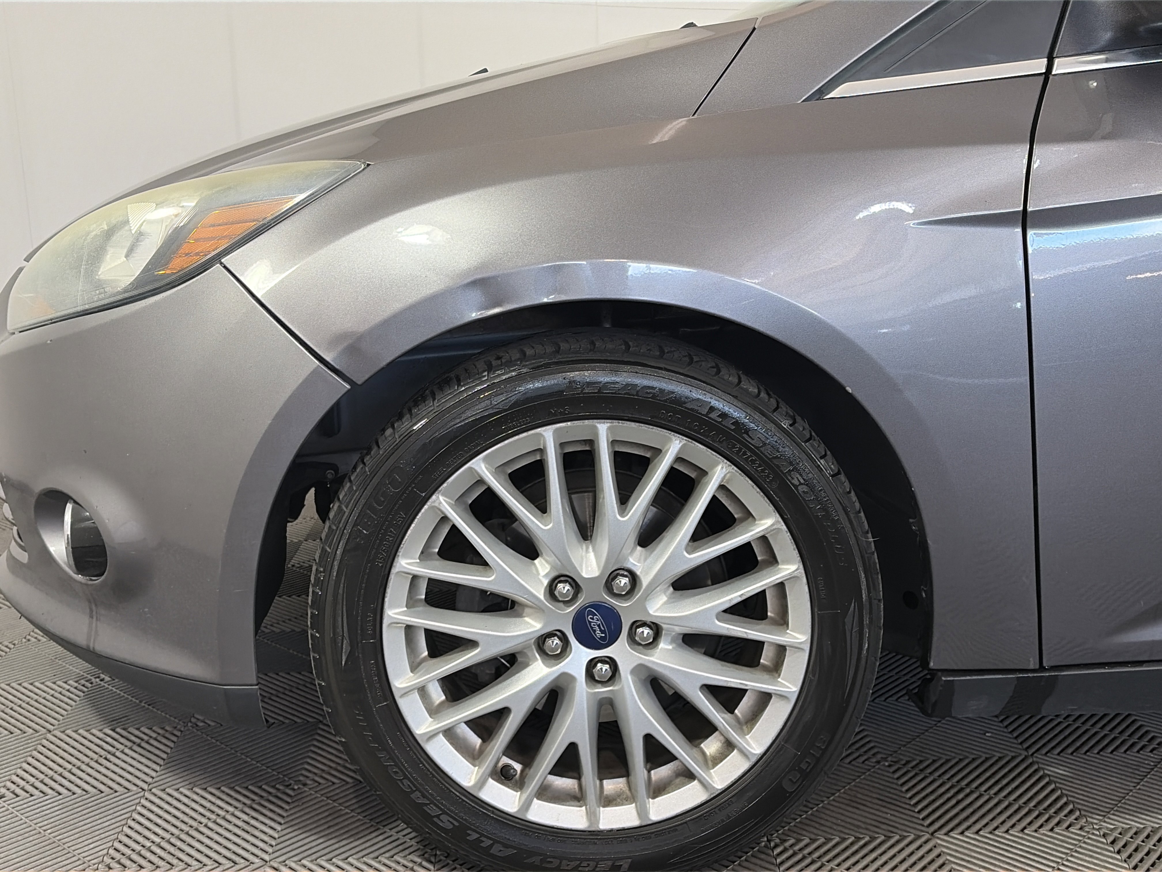Used 2014 Ford Focus Titanium image 10