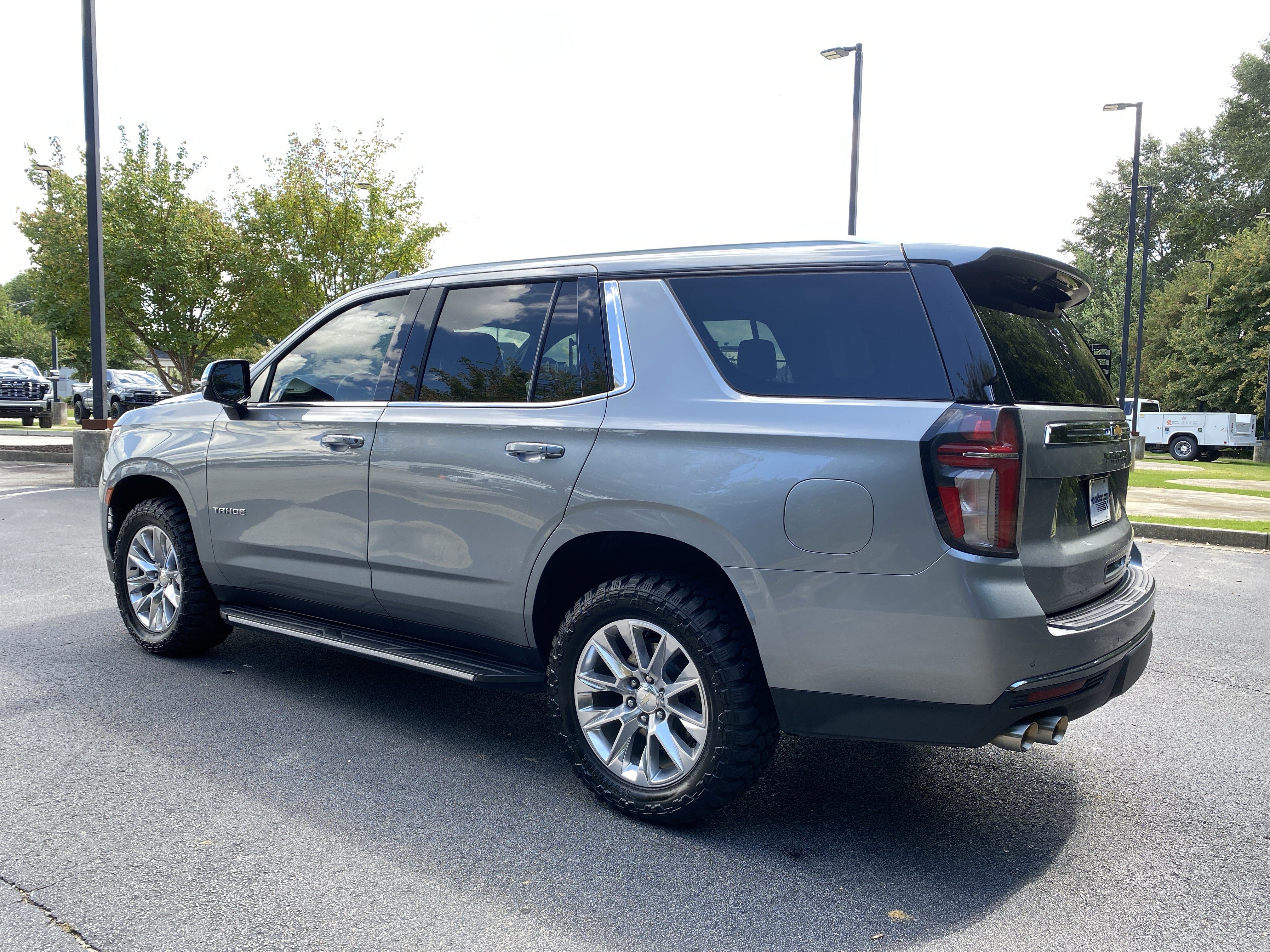 Used 2023 Chevrolet Tahoe Premier AWD/4WD image 7