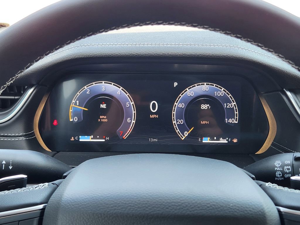 New 2025 Jeep Grand Cherokee Limited w/ Luxury Tech Group II image 11