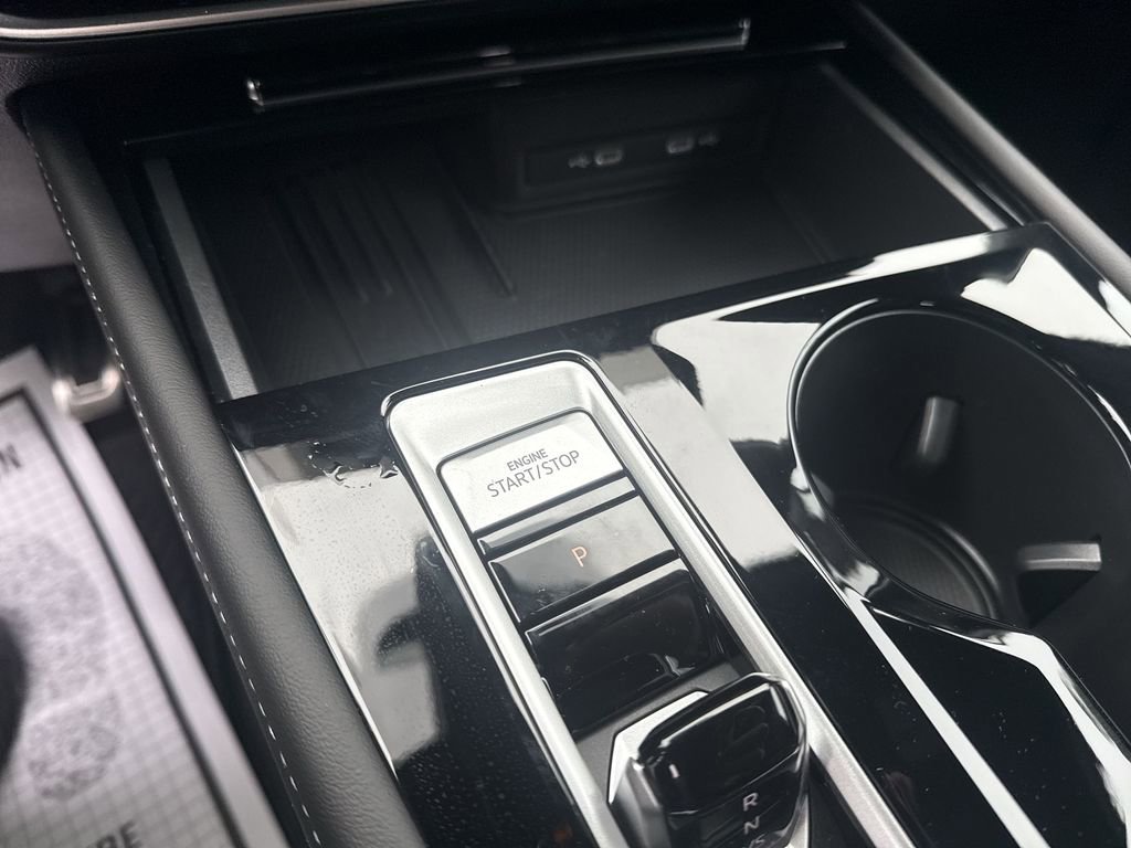 New 2026 Volkswagen Atlas Cross Sport SEL Premium R-Line image 32