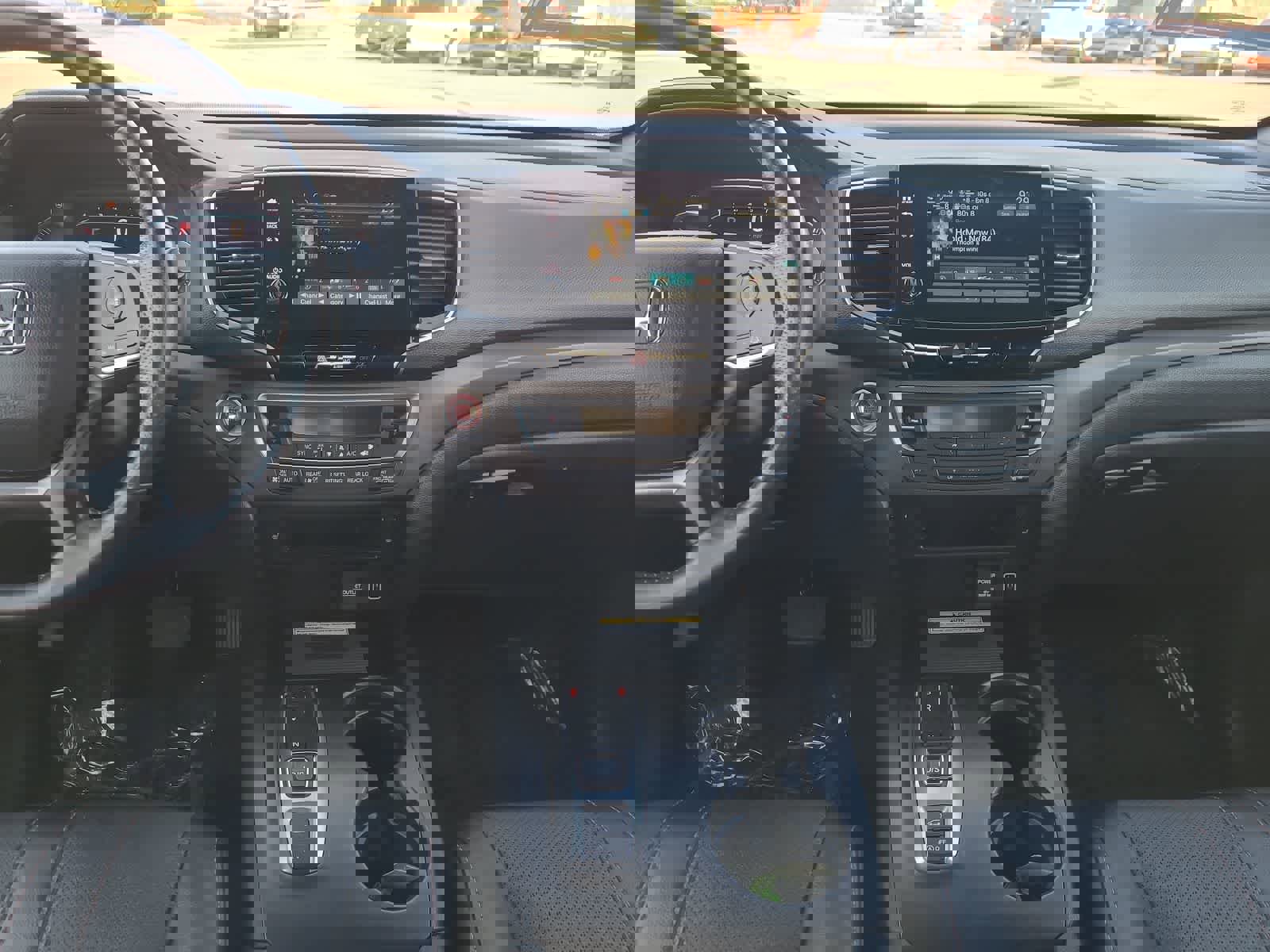 Used 2022 Honda Pilot TrailSport image 18