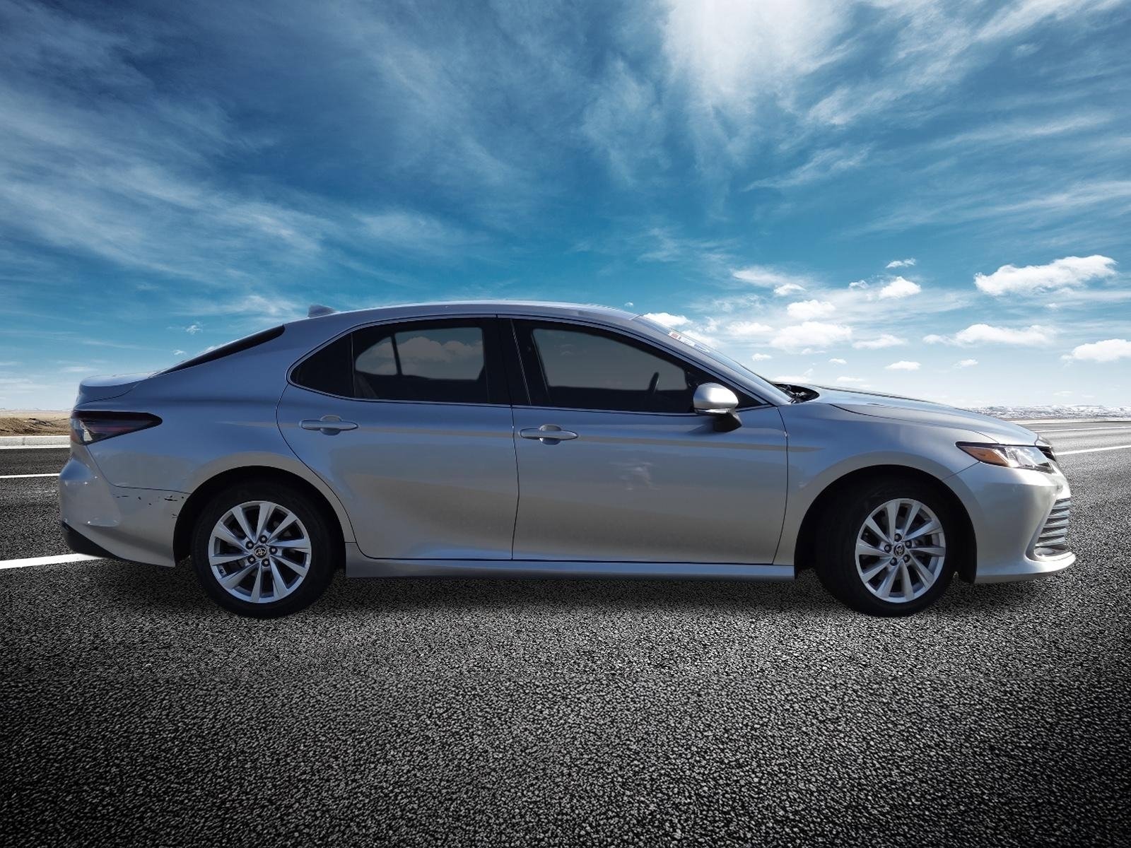 Used 2024 Toyota Camry LE w/ Convenience Package FWD image 16