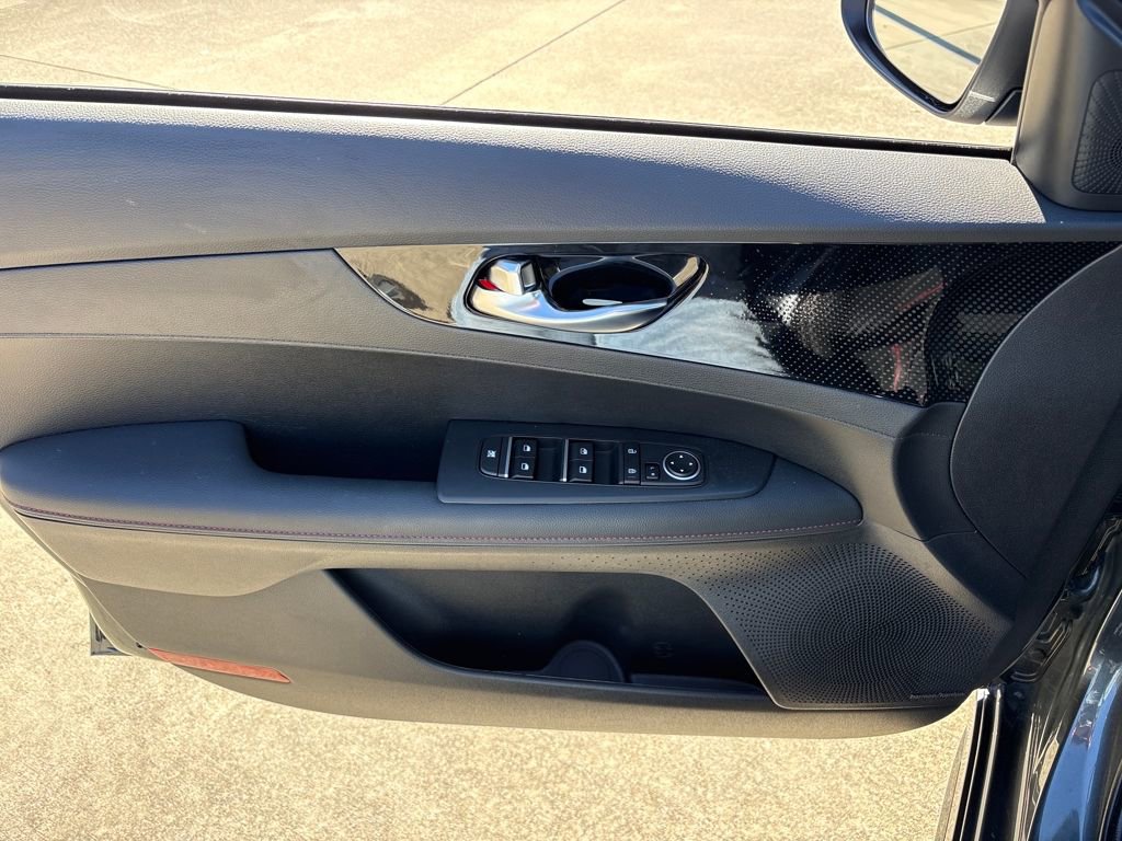 Used 2024 Kia Forte GT w/ GT2 Package image 16