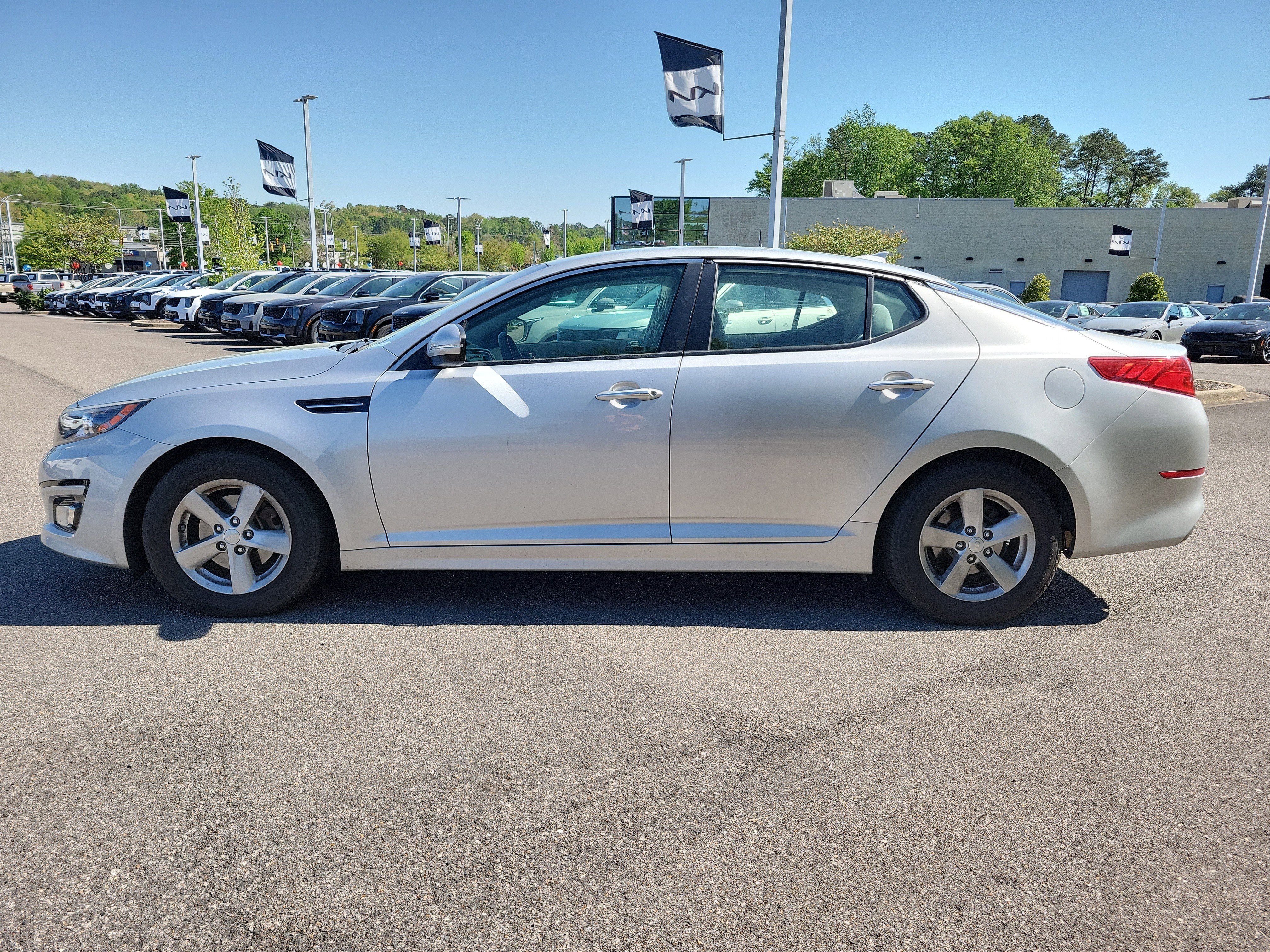 Used 2015 Kia Optima LX image 19