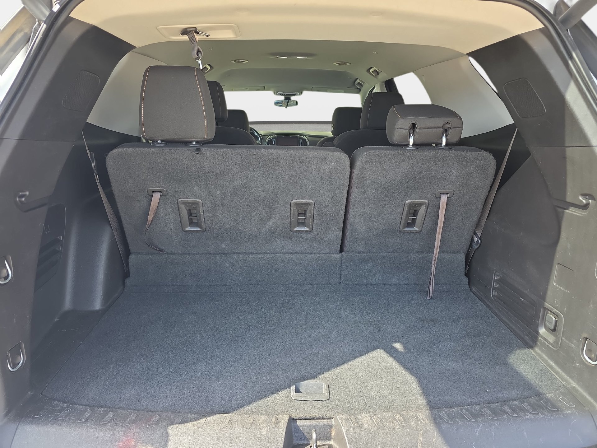 Used 2019 Chevrolet Traverse LT AWD/4WD image 12
