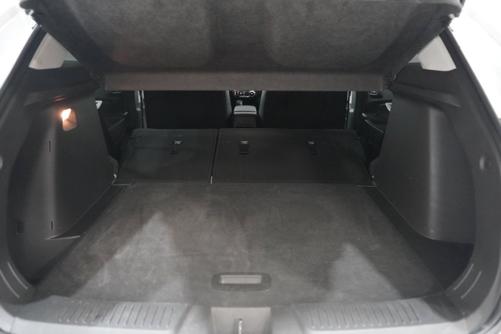 Used 2025 Chevrolet Trax LT FWD image 35
