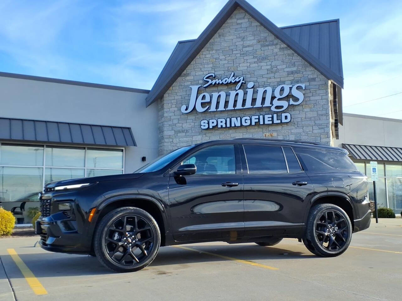 Used 2024 Chevrolet Traverse RS w/ LPO, Floor Liner Package image 2