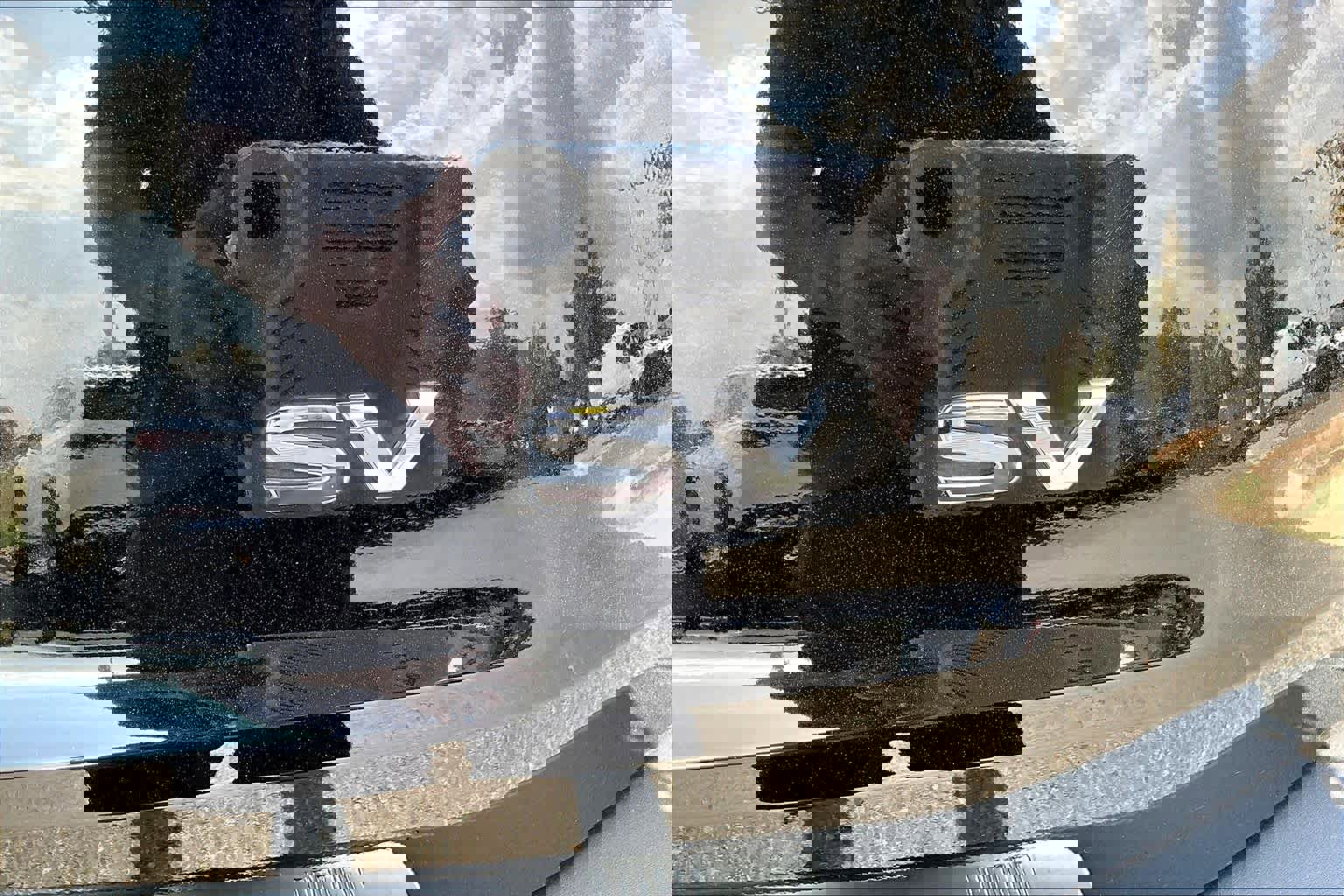 Used 2023 Nissan Rogue SV w/ SV Premium B Package image 9