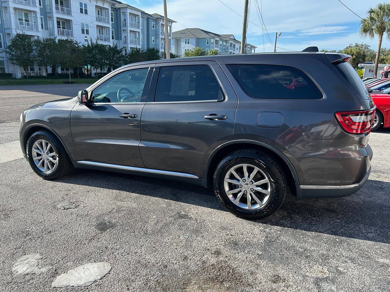 Used 2017 Dodge Durango SXT w/ 3rd Row Seating Group image 4
